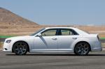 Chrysler 300C SRT8 2012 года